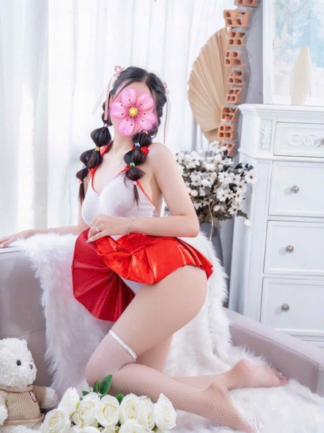 Linh Lan – Đẹp Dâm Đãng, Kỹ Năng Đỉnh Cao Với Gái Xinh Quy Nhơn